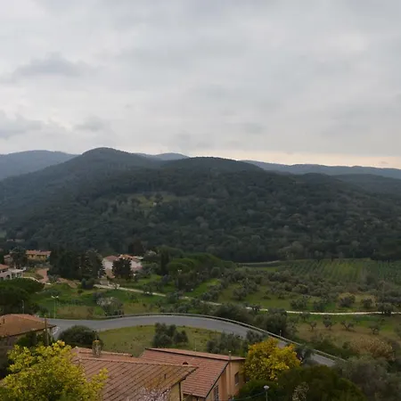 Apartament Costanza Grazioso Centro Storico Castagneto Carducci